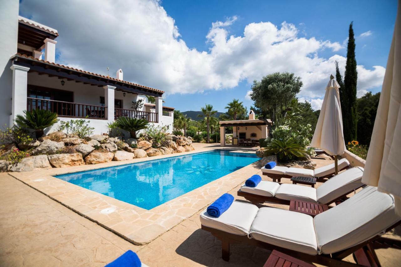 Villa Ca Na Vinya Cala Tarida  Ngoại thất bức ảnh