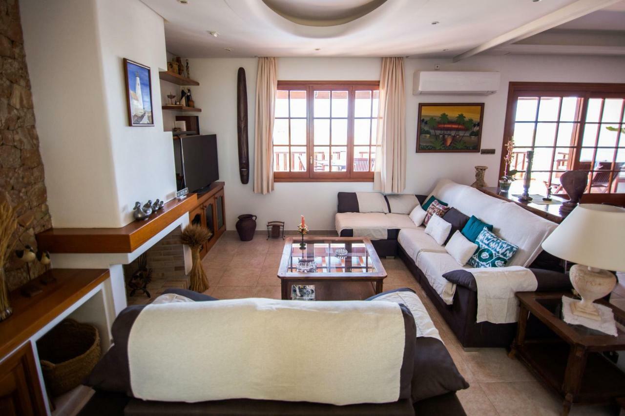 Villa Ca Na Vinya Cala Tarida  Ngoại thất bức ảnh